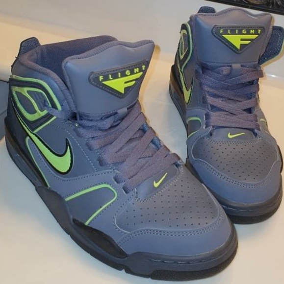 nike flight falcon green